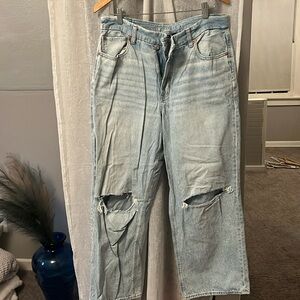 American Eagle strigid light color Jean